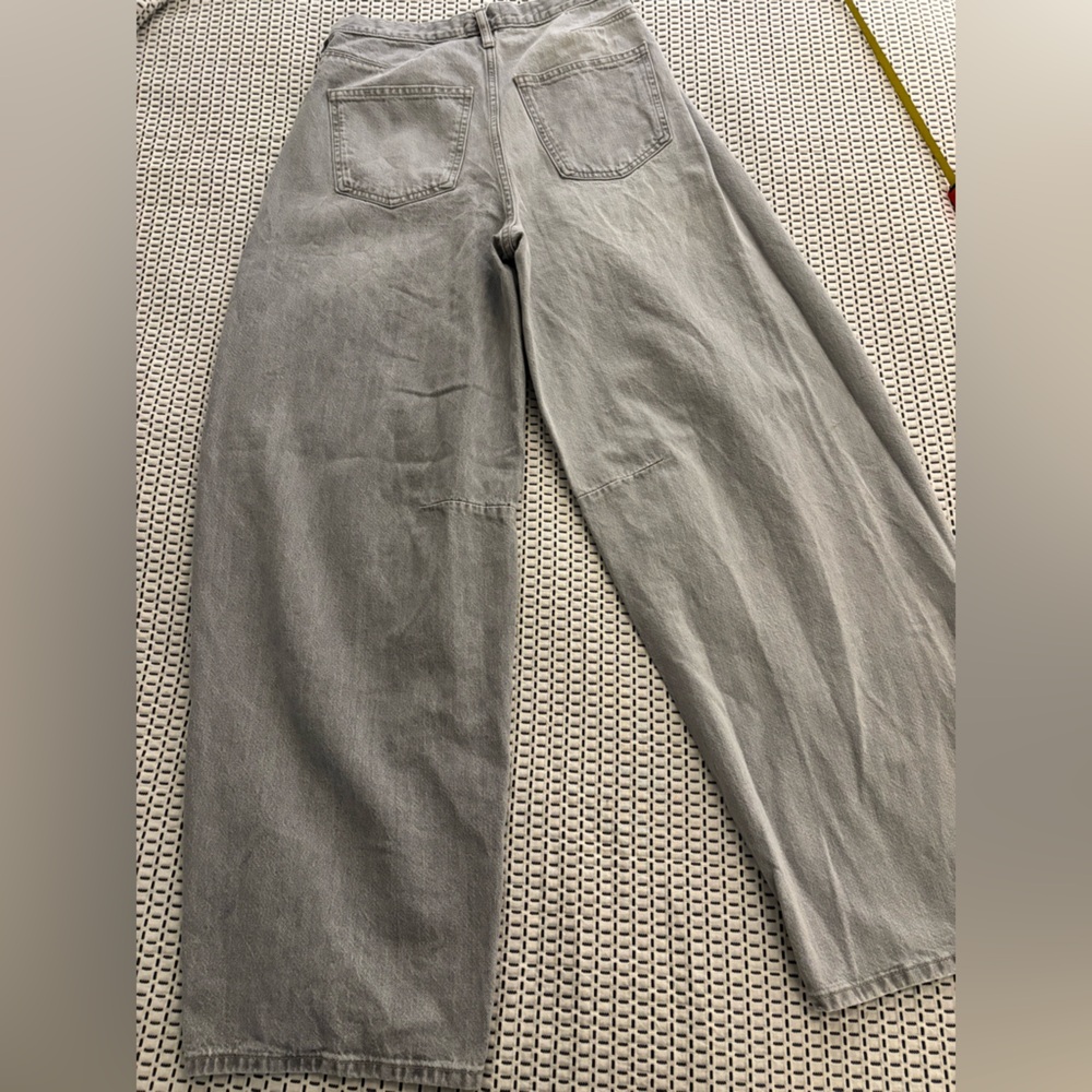 Barrel jeans in gray - Picture 6 of 6
